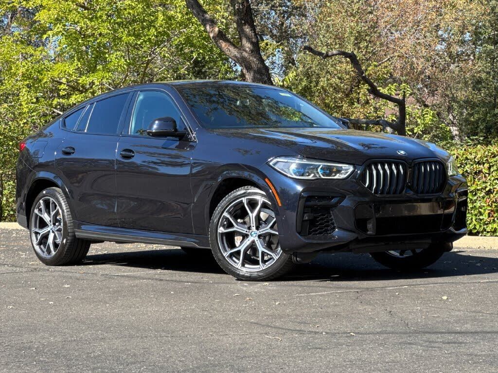 2022 BMW X6