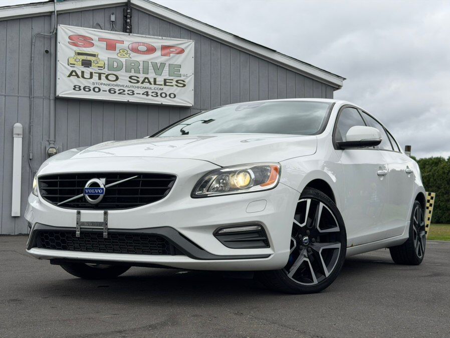 2017 VOLVO S60
