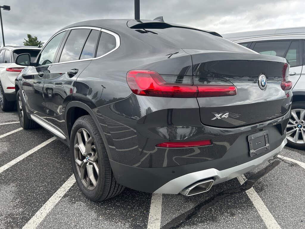 2025 BMW X4