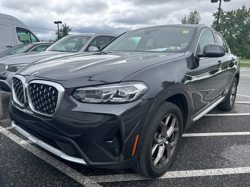 2025 BMW X4