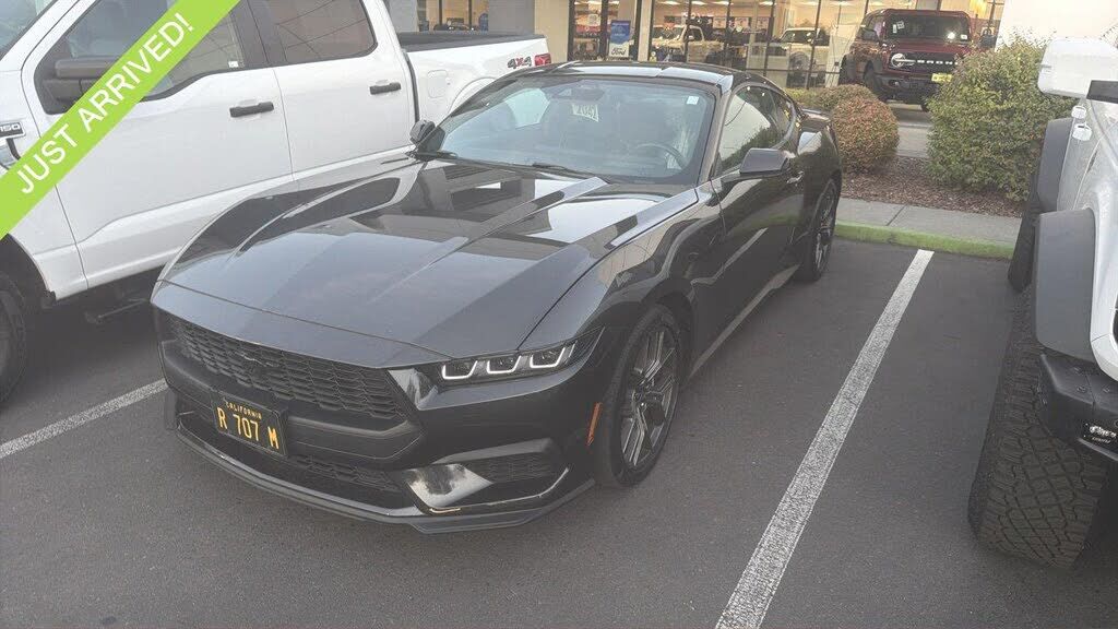 2024 FORD Mustang