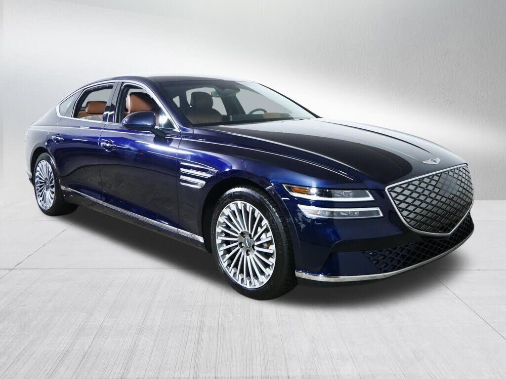 2023 GENESIS G80