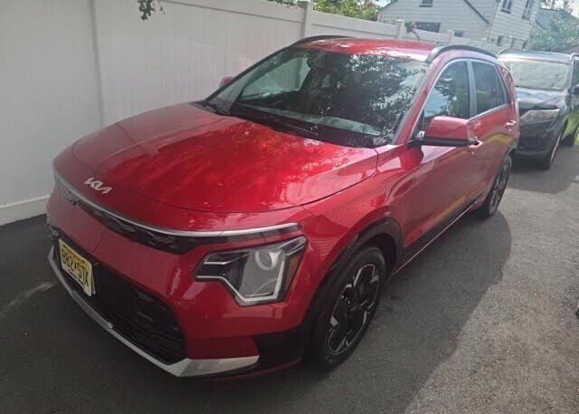 2023 KIA Niro
