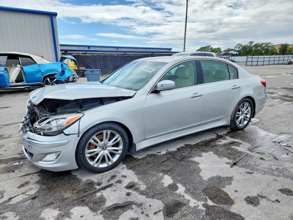 2012 HYUNDAI Genesis