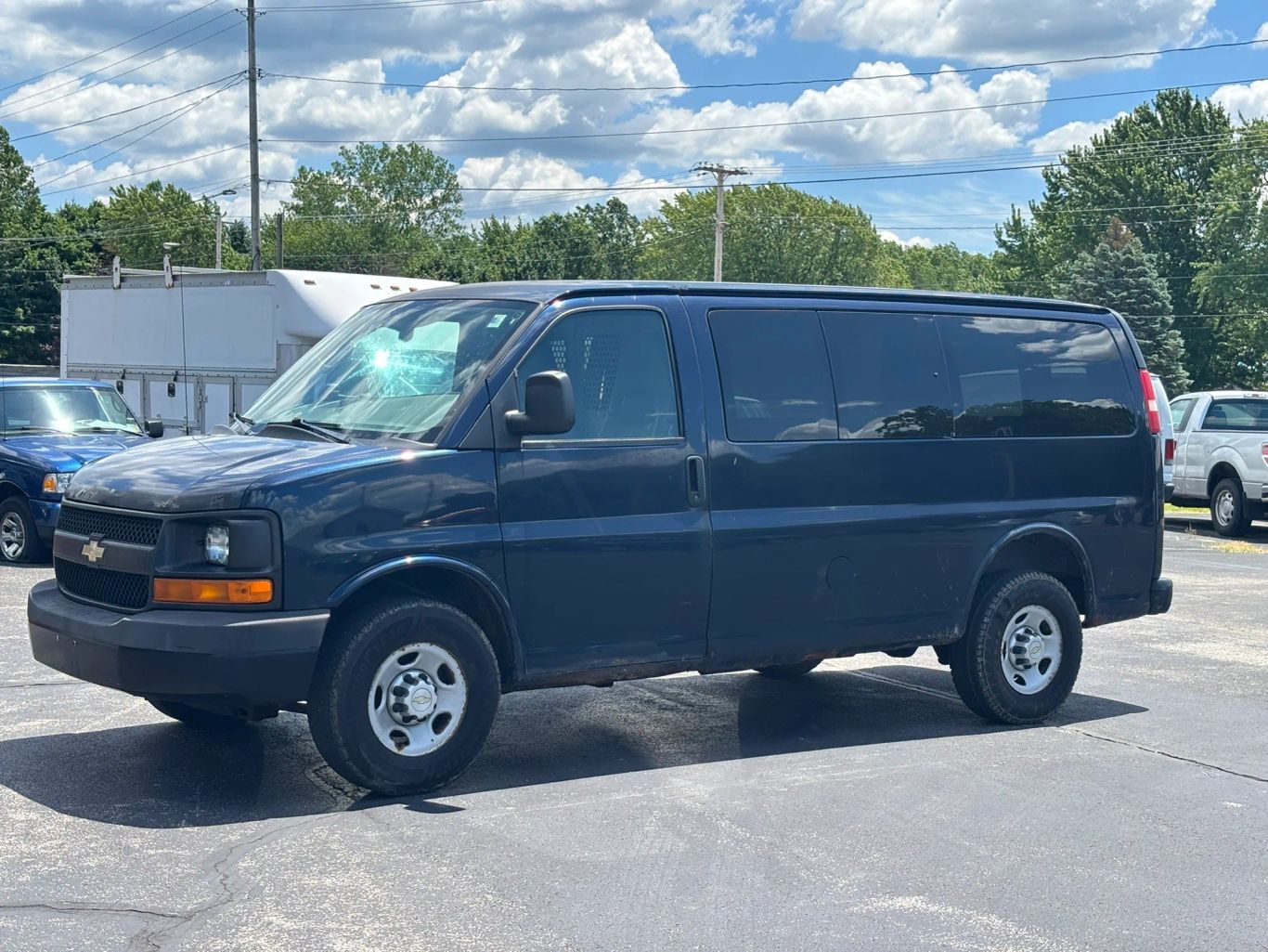 2011 CHEVROLET Express