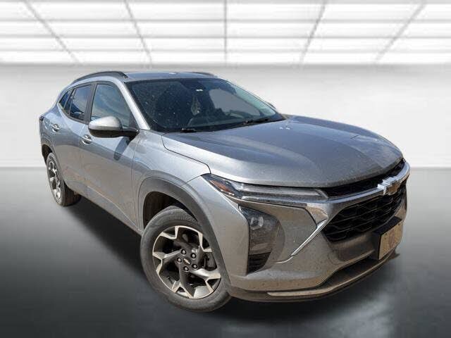 2024 CHEVROLET Trax