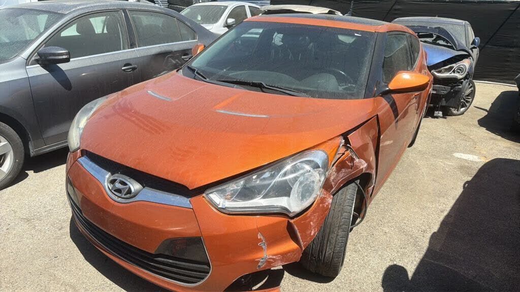 2015 HYUNDAI Veloster