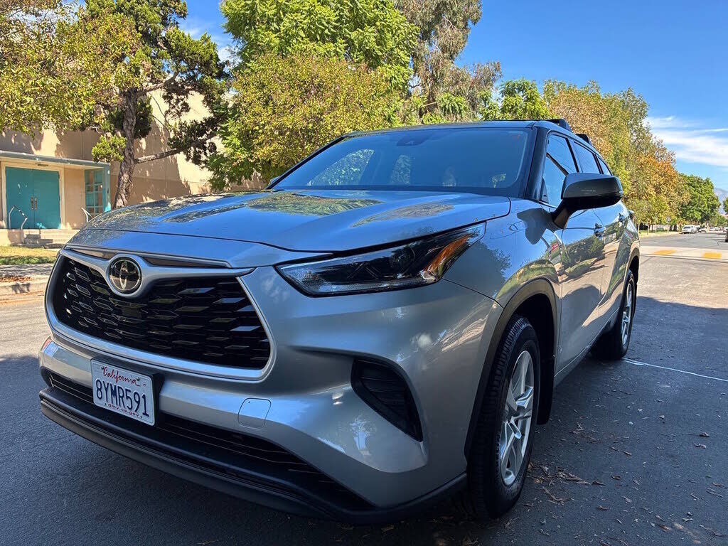 2021 TOYOTA Highlander