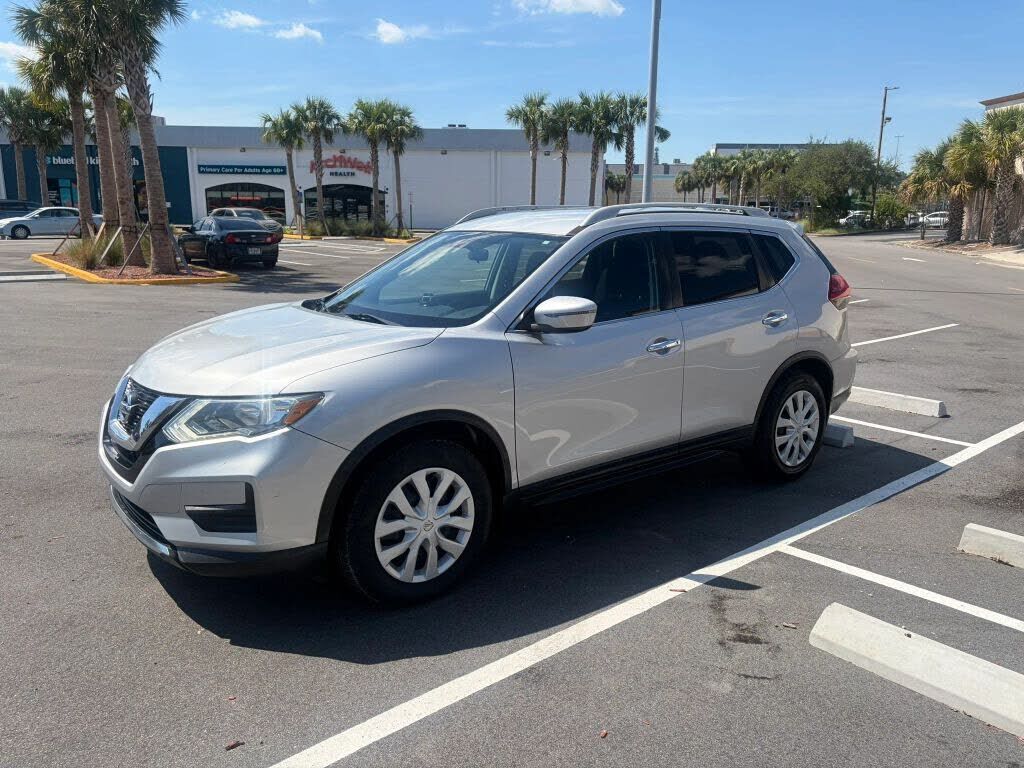 2017 NISSAN Rogue