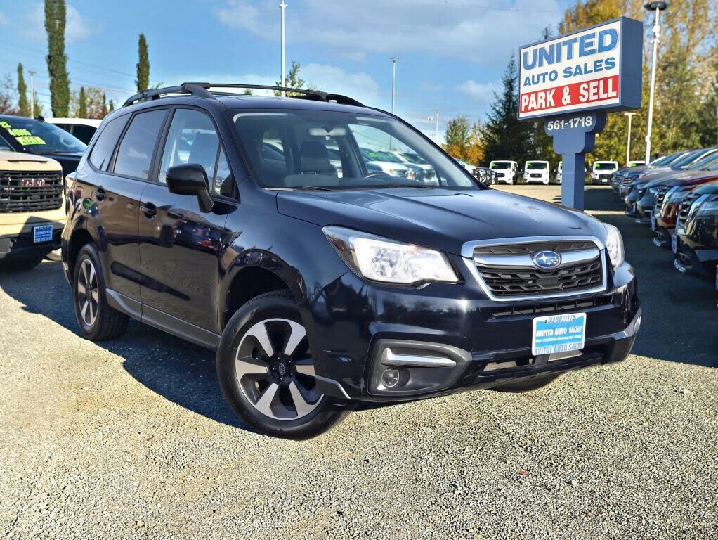 2017 SUBARU Forester