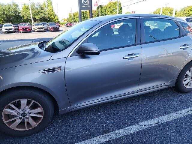 2017 KIA Optima