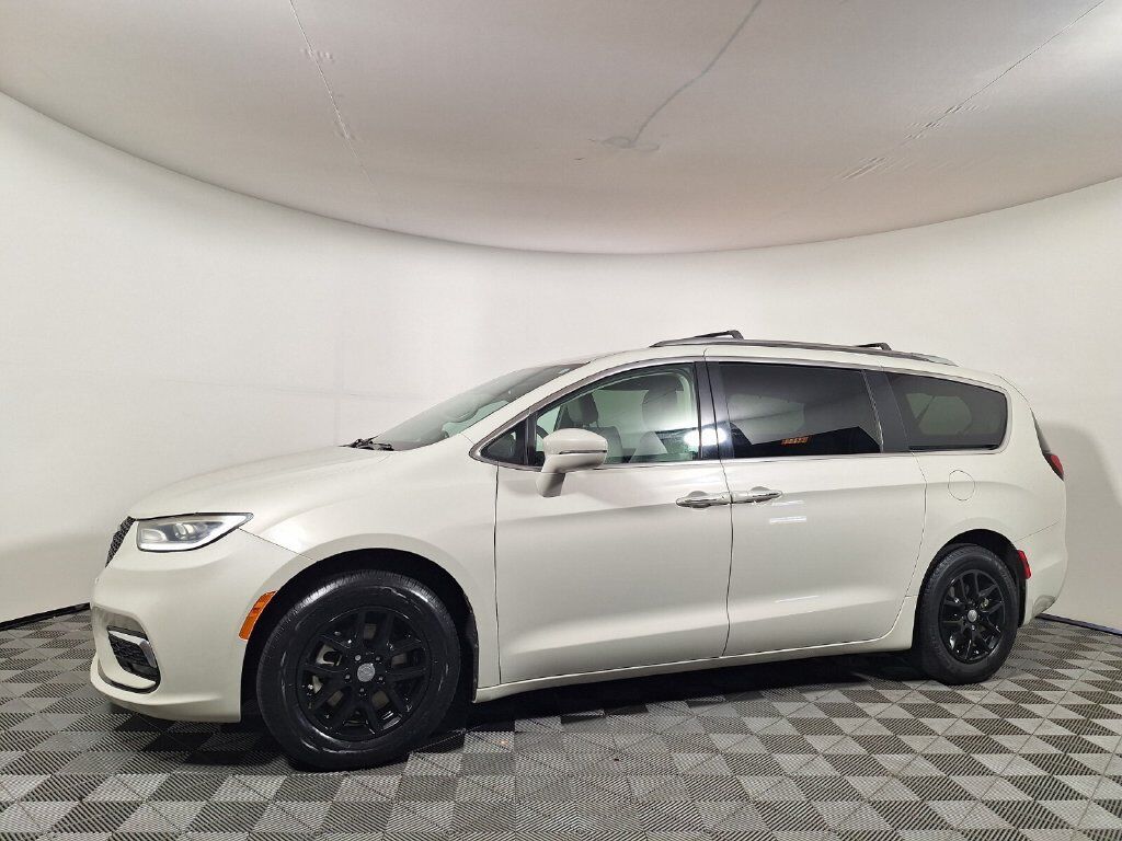 2021 CHRYSLER Pacifica