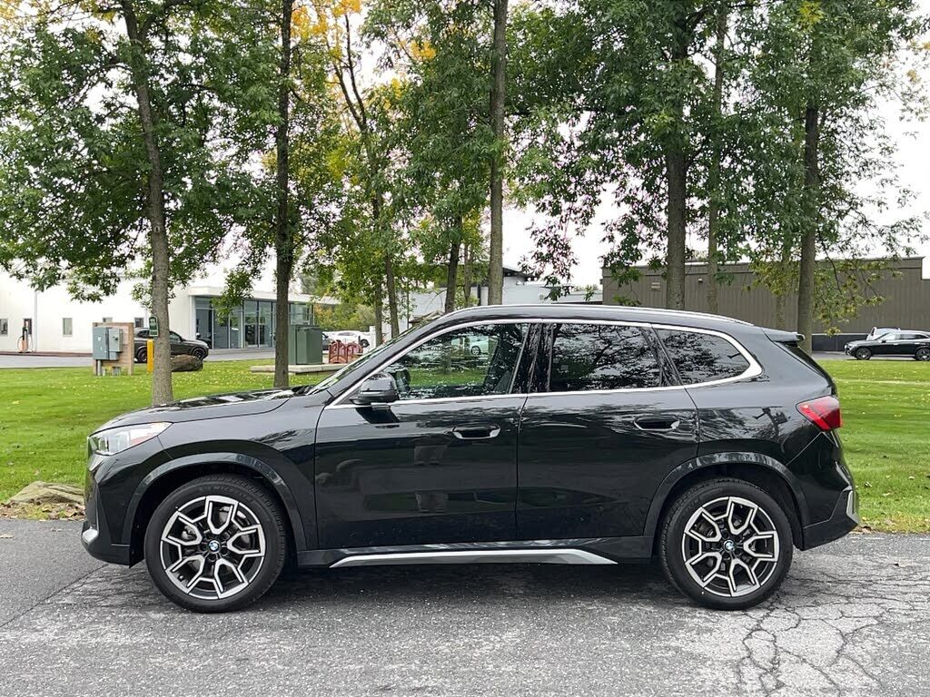 2025 BMW X1