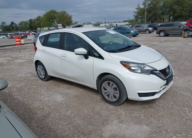2017 NISSAN Versa