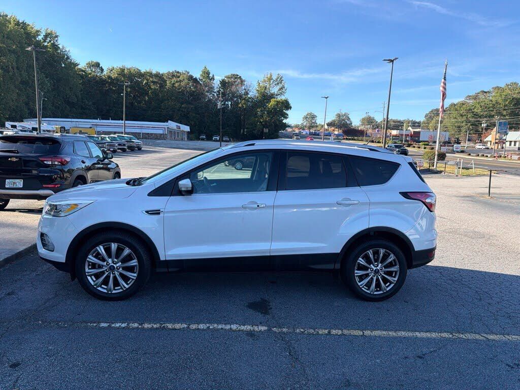 2018 FORD Escape