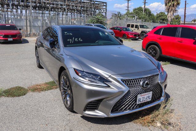 2019 LEXUS LS