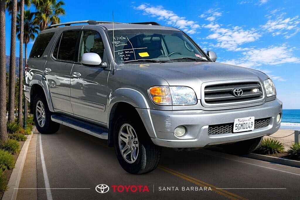 2004 TOYOTA Sequoia