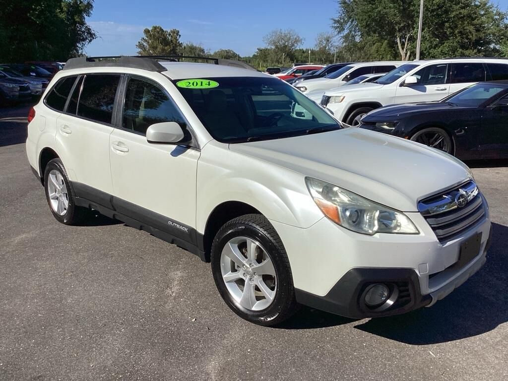2014 SUBARU Outback