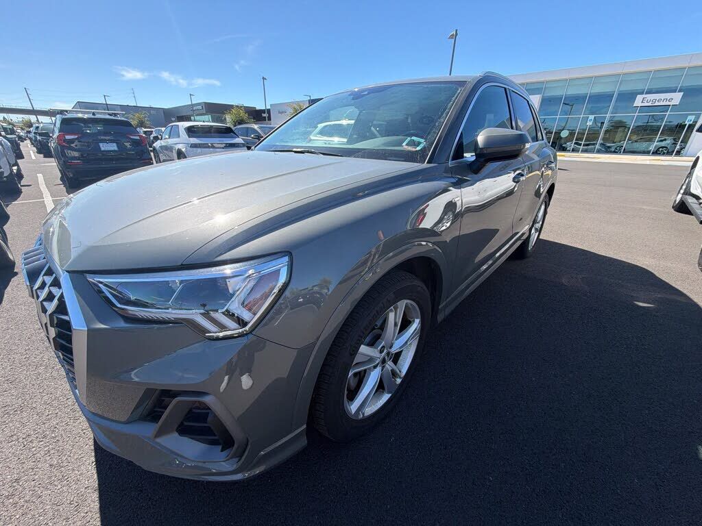 2019 AUDI Q3