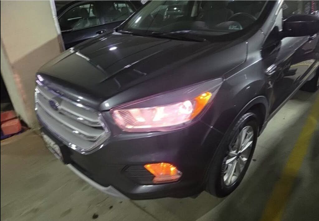 2019 FORD Escape