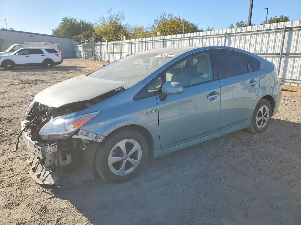 2014 TOYOTA PRIUS