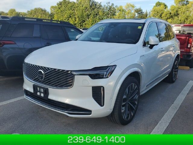 2025 VOLVO XC90