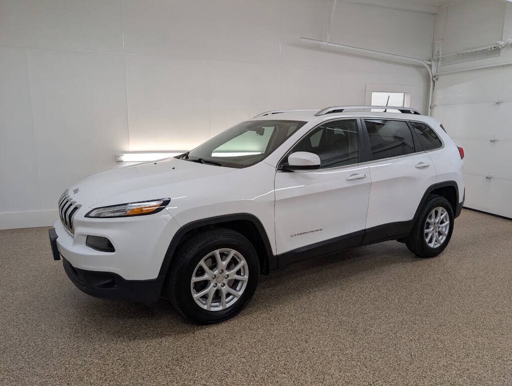 2017 JEEP Cherokee