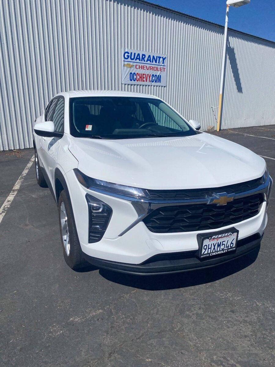 2024 CHEVROLET Trax