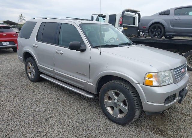 2004 FORD Explorer