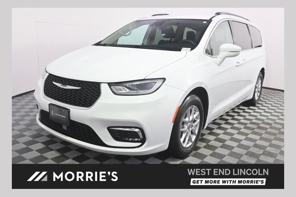2022 CHRYSLER Pacifica