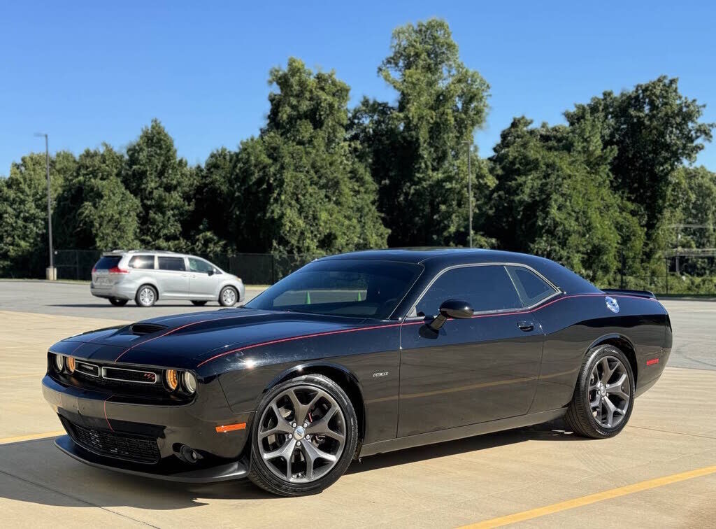 2019 DODGE Challenger