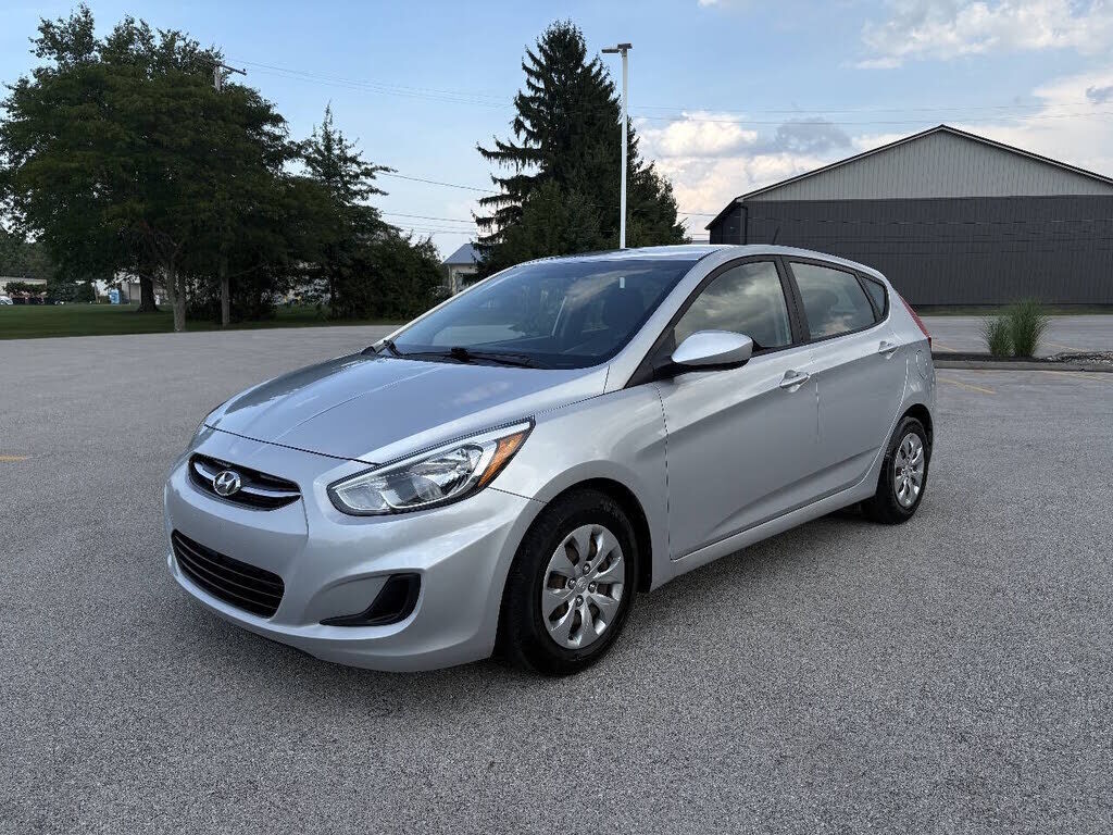 2017 HYUNDAI Accent