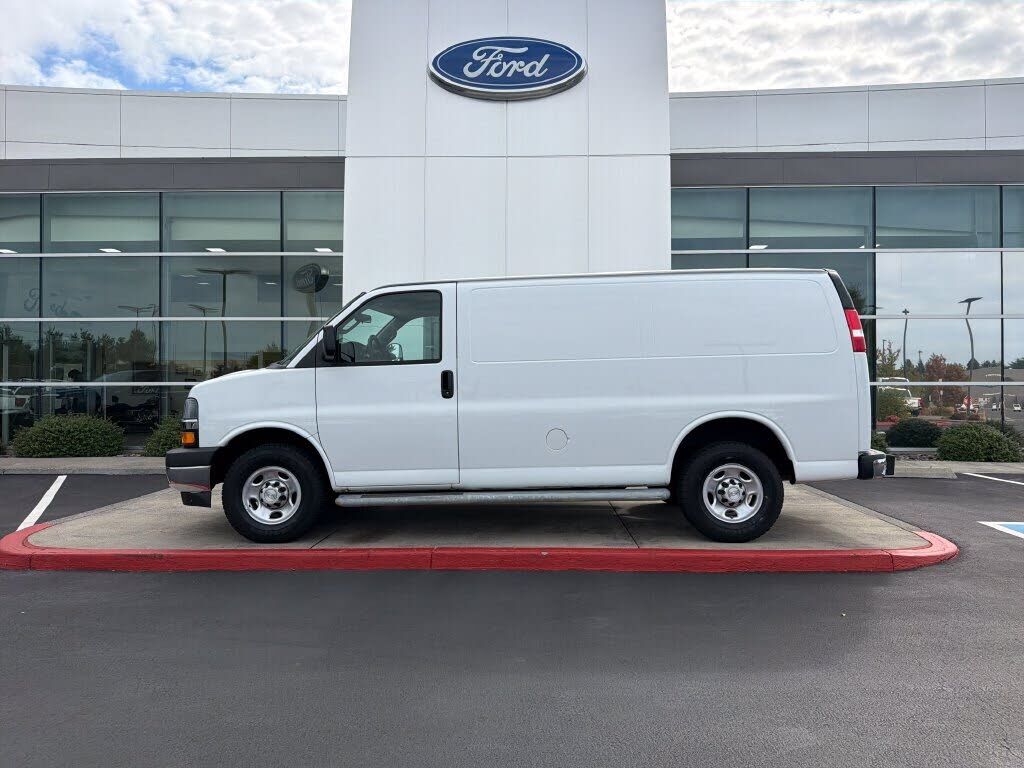 2018 CHEVROLET Express