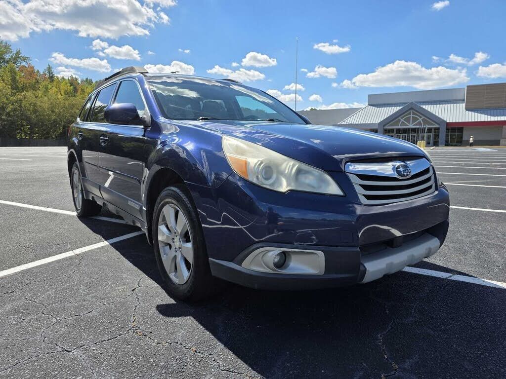 2011 SUBARU Outback