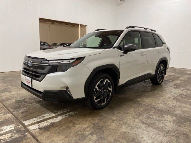 2025 SUBARU Forester