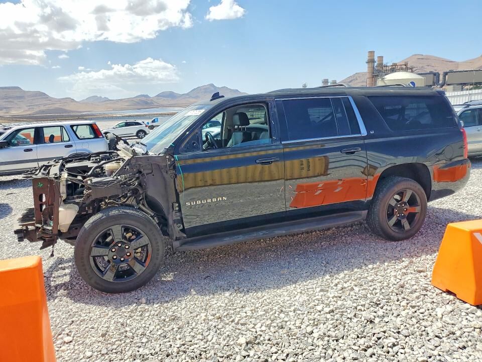 2018 CHEVROLET Suburban