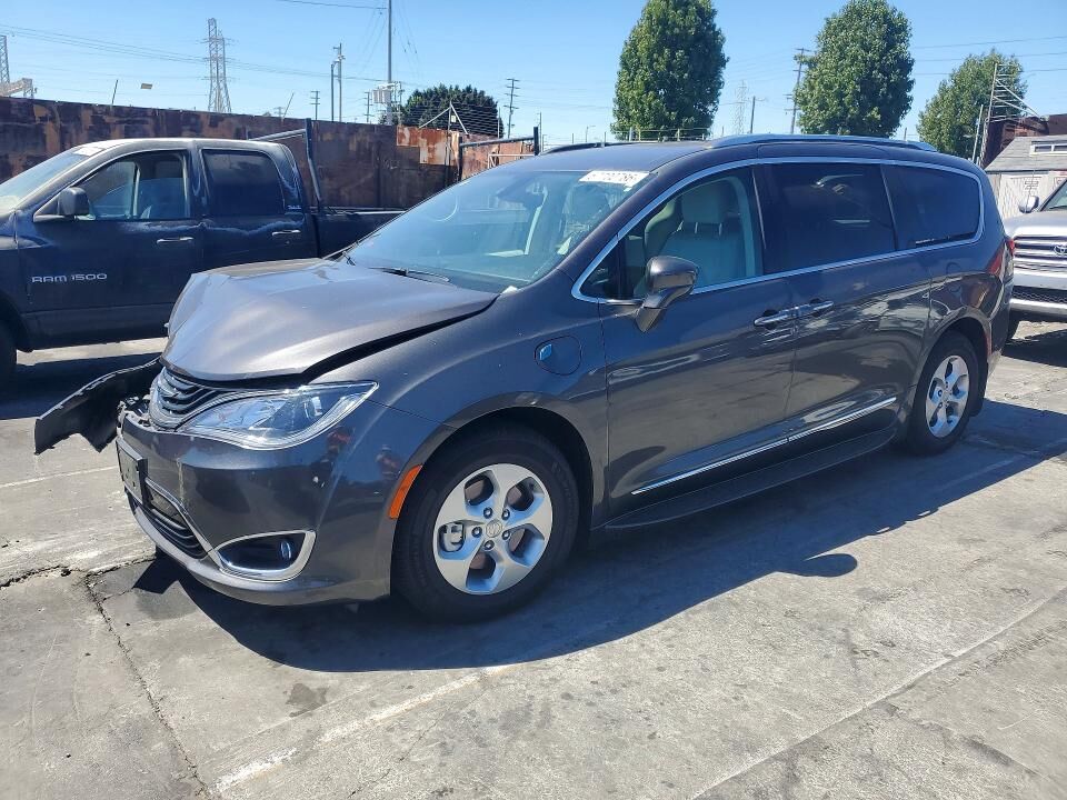 2018 CHRYSLER Pacifica