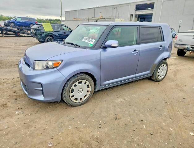 2011 TOYOTA SCION