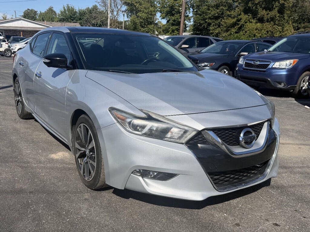 2017 NISSAN Maxima