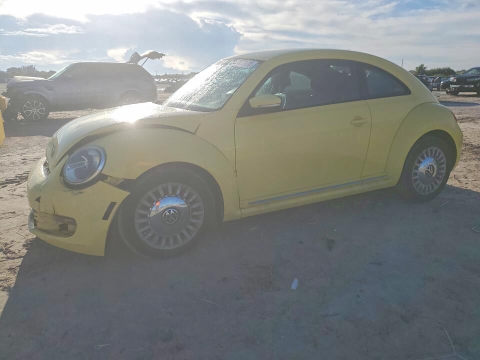 2014 VOLKSWAGEN Beetle