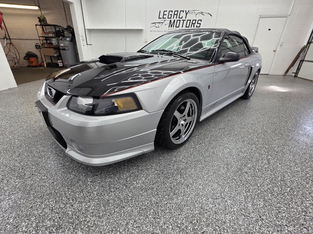 2003 FORD Mustang