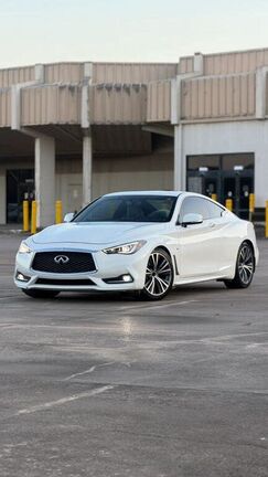 2018 INFINITI Q60