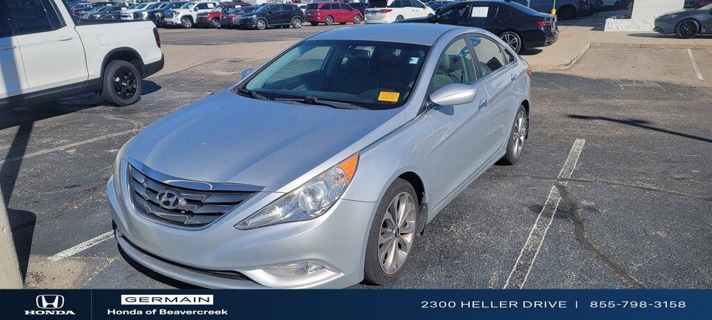 2013 HYUNDAI Sonata