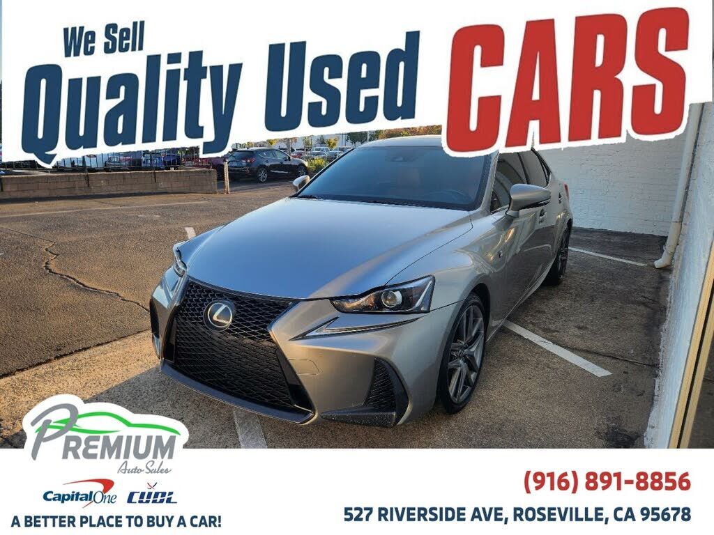 2017 LEXUS IS
