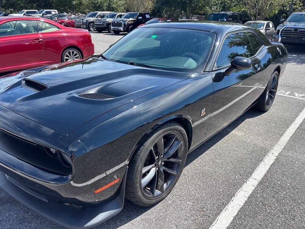 2019 DODGE Challenger