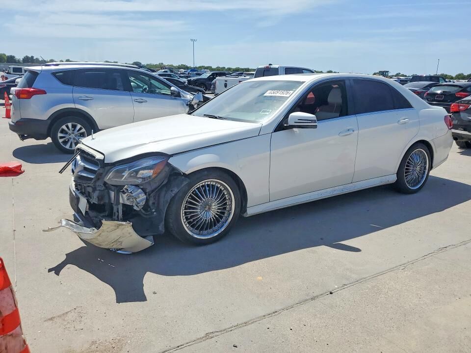 2016 MERCEDES-BENZ E-Class