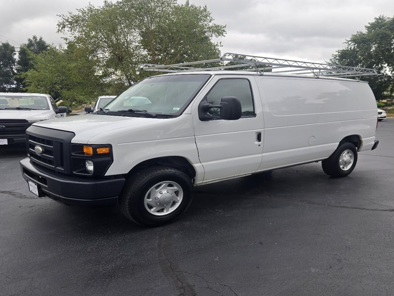 2014 FORD E-350