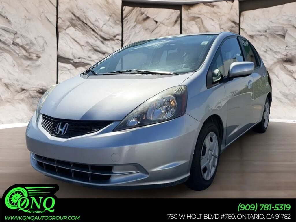 2012 HONDA Fit