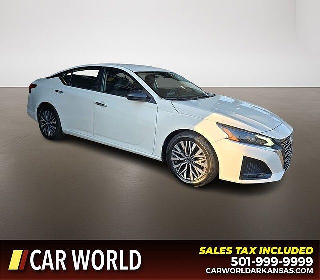 2024 NISSAN Altima