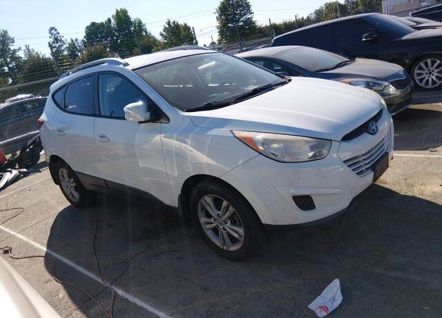 2012 HYUNDAI Tucson